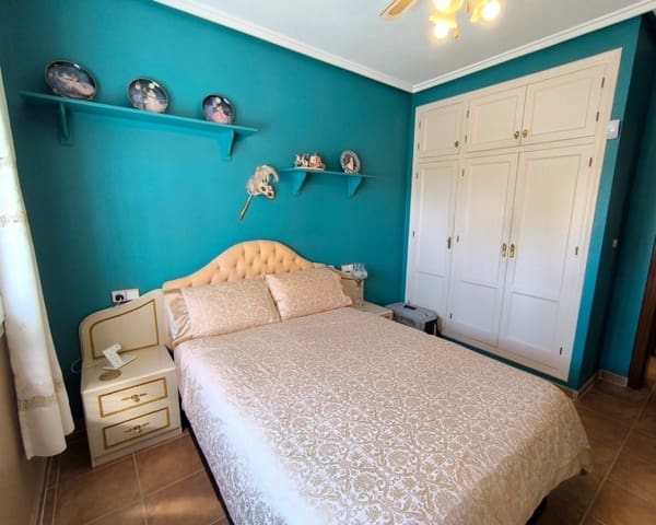 3 bedroom Villa for sale in Algorfa with pool - € 185,000 (Ref: 9730407)