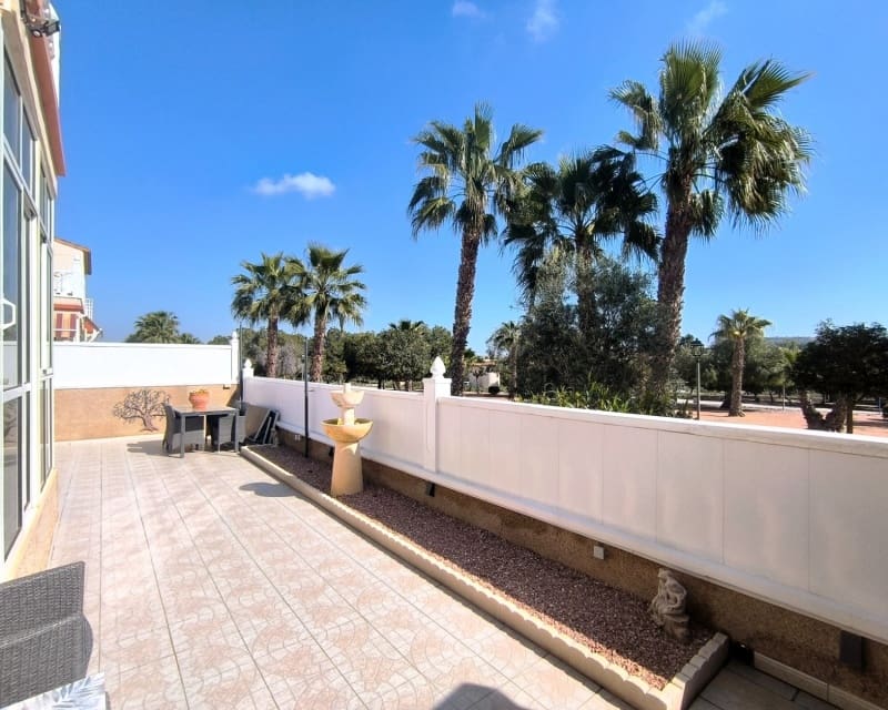 3 bedroom Villa for sale in Algorfa with pool - € 185,000 (Ref: 9730407)