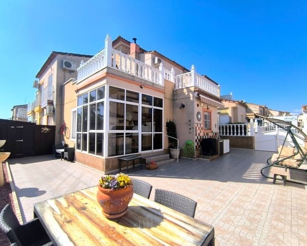 3 bedroom Villa for sale in Algorfa with pool - € 185,000 (Ref: 9730407)