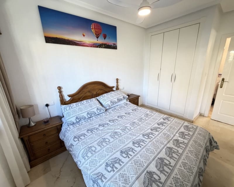 Bungalow de 2 habitaciones en Villamartin en venta con piscina - 199.995 € (Ref: 9730408)