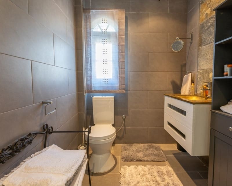 Chalet de 4 habitaciones en Villamartin en venta con piscina - 299.000 € (Ref: 9730410)