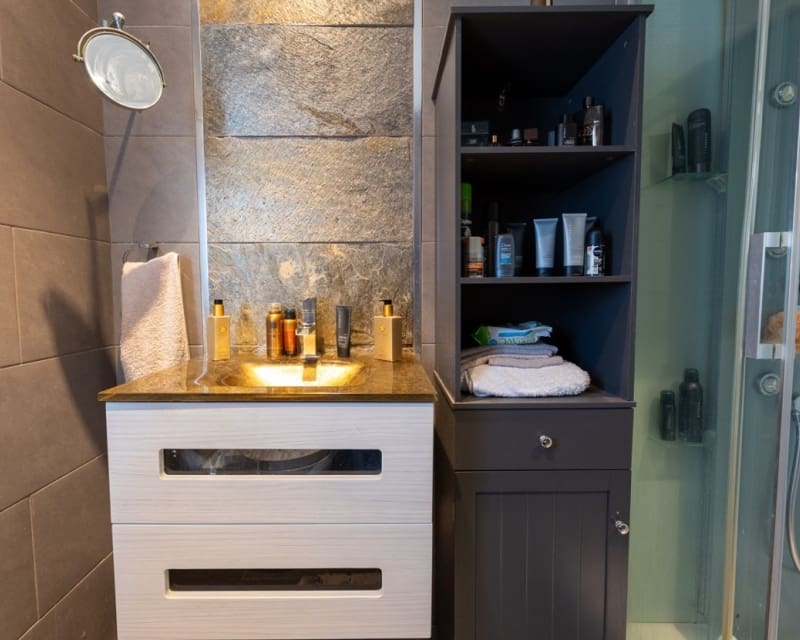 Chalet de 4 habitaciones en Villamartin en venta con piscina - 299.000 € (Ref: 9730410)