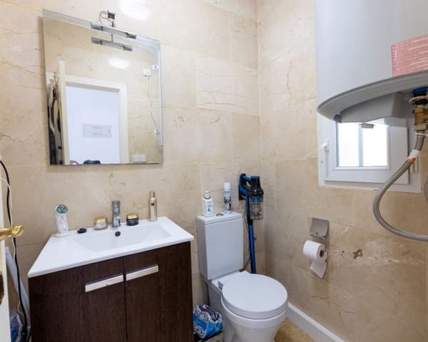 Chalet de 4 habitaciones en Villamartin, Orihuela en venta con piscina - 299.000 € (Ref: 9730410)