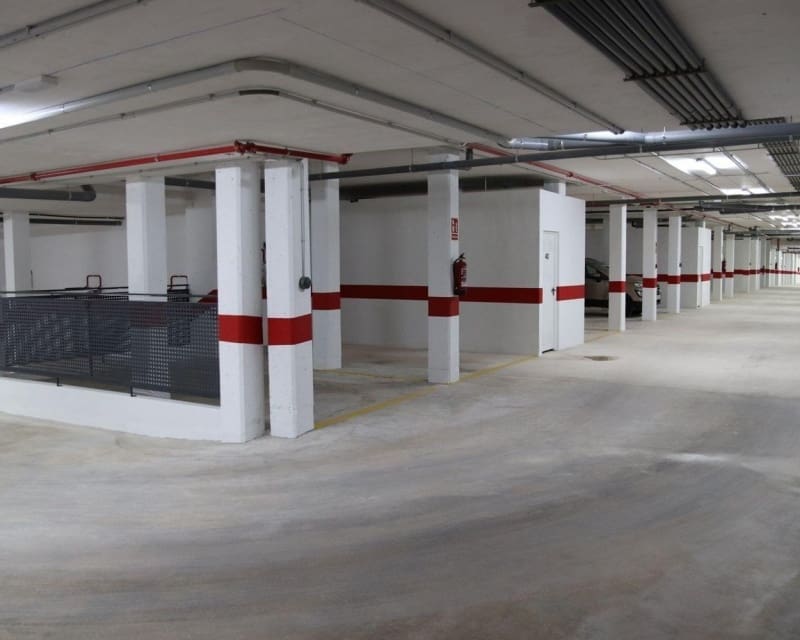 2 slaapkamer Appartement te koop in Punta Prima met zwembad - € 279.900 (Ref: 9730412)