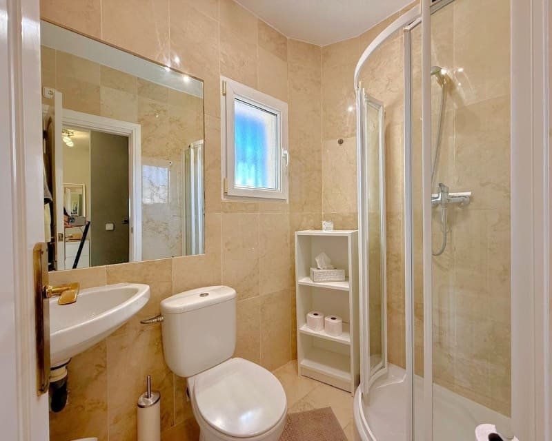 3 slaapkamer Villa te koop in Villamartin met zwembad - € 590.000 (Ref: 9730414)