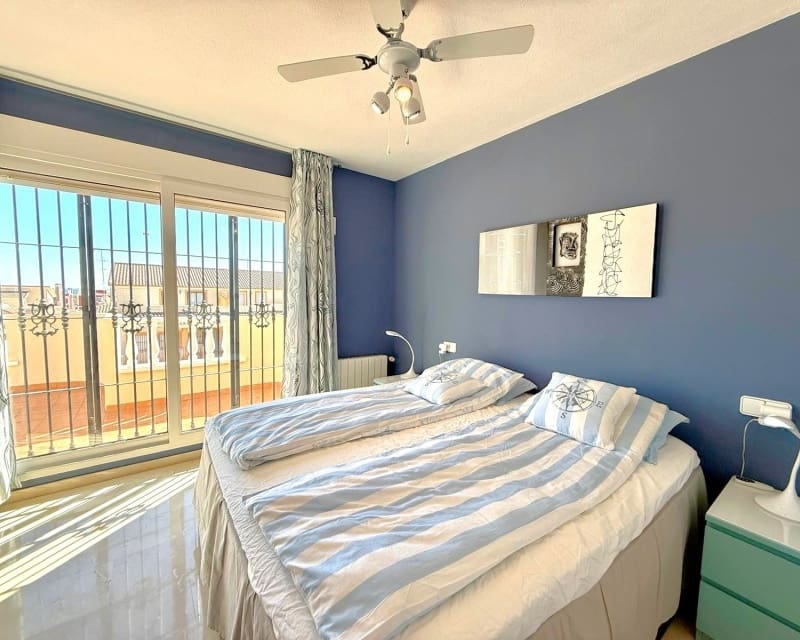 3 slaapkamer Villa te koop in Villamartin met zwembad - € 590.000 (Ref: 9730414)