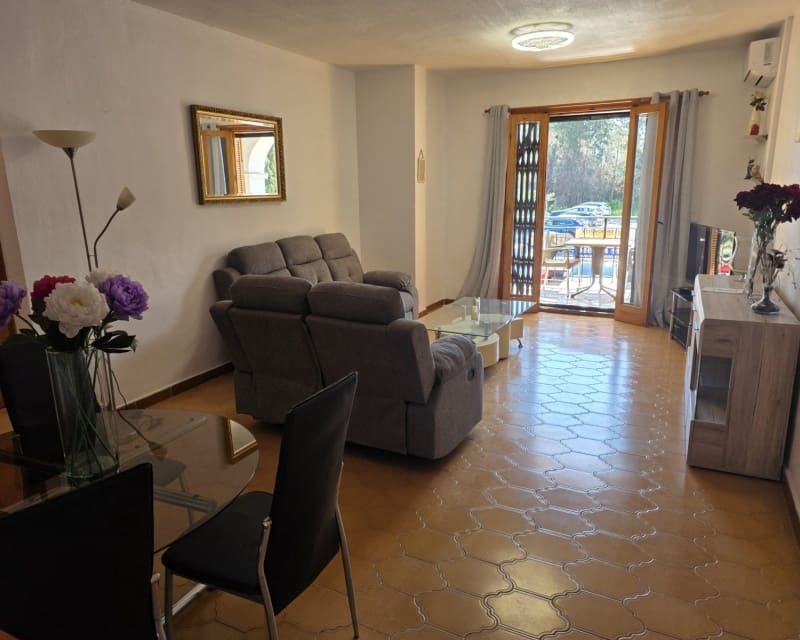 2 makuuhuone Huoneisto myytävänä paikassa Villamartin mukana uima-altaan - 164 900 € (Ref: 9733962)