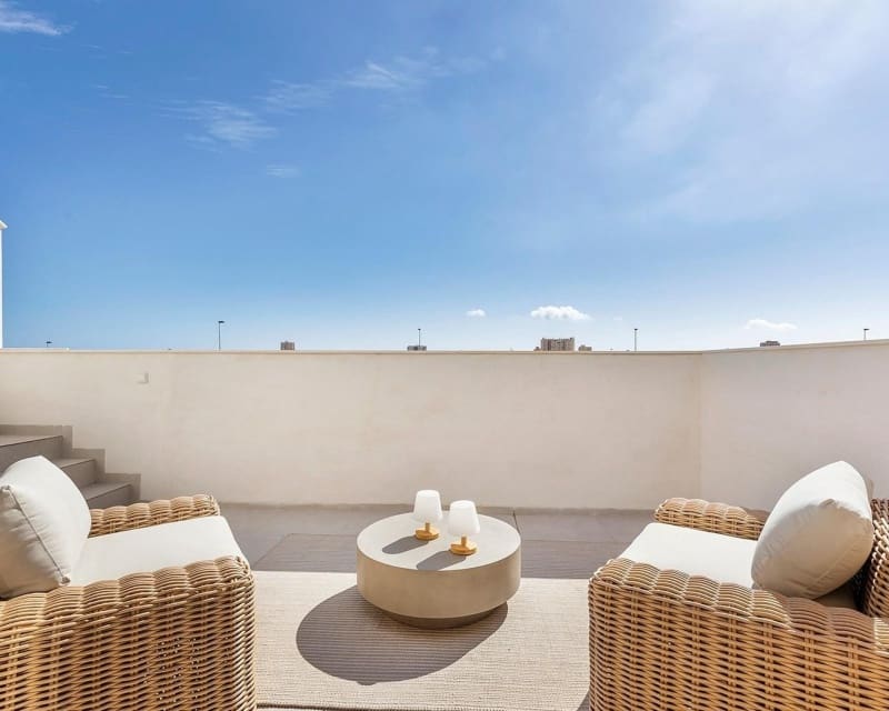 3 sovrum Villa till salu i Los Alcazares med pool - 429 000 € (Ref: 9733965)