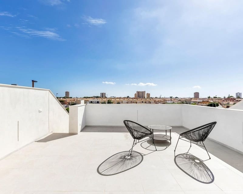 2 quarto Moradia para venda em Los Alcazares com piscina - 439 000 € (Ref: 9733966)