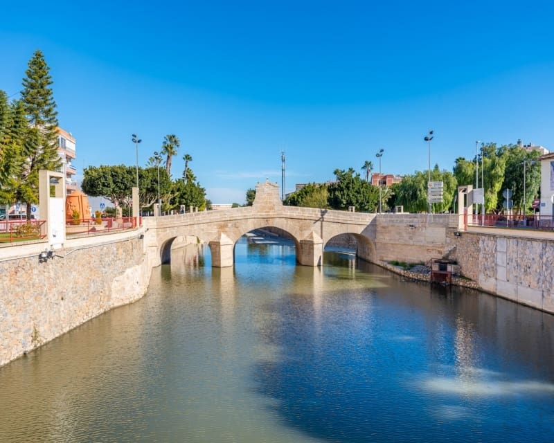 2 bedroom Apartment for sale in Rojales with pool - € 94,500 (Ref: 9737250)