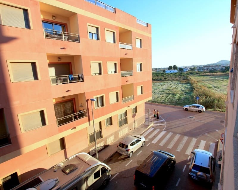 2 bedroom Apartment for sale in Rojales with pool - € 94,500 (Ref: 9737250)