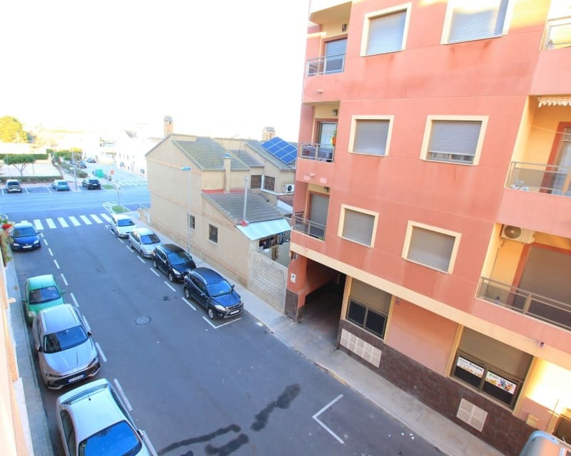 2 bedroom Apartment for sale in Rojales with pool - € 94,500 (Ref: 9737250)