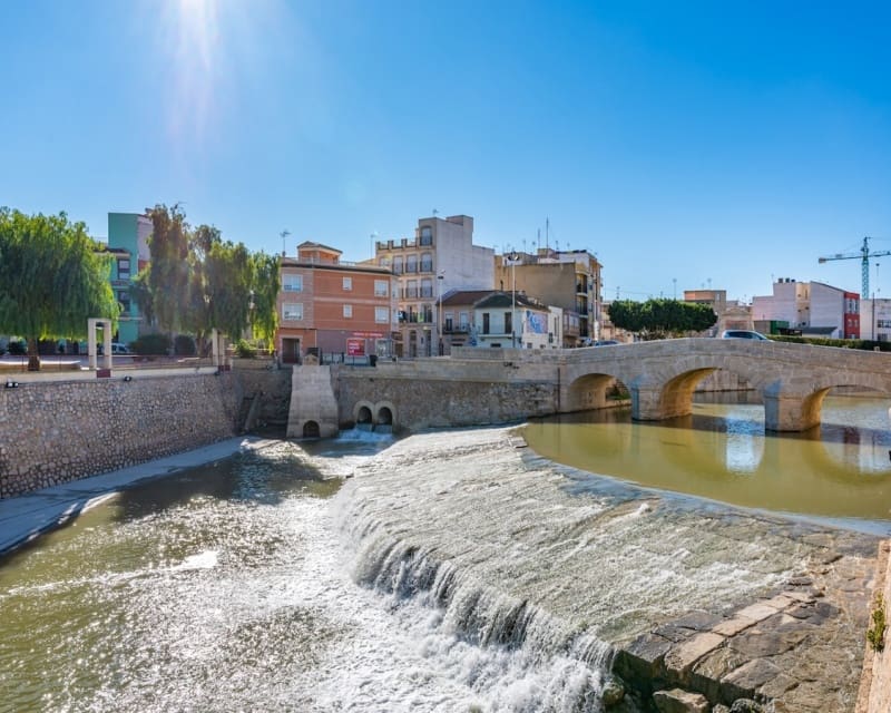 2 bedroom Apartment for sale in Rojales with pool - € 94,500 (Ref: 9737250)