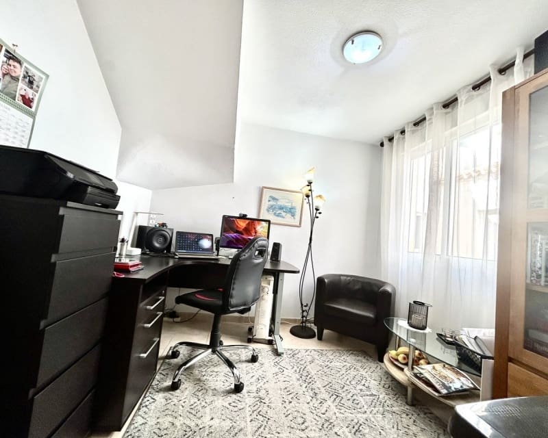 3 bedroom Apartment for sale in La Zenia with pool - € 205,000 (Ref: 9737252)