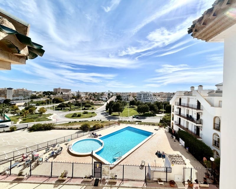 3 bedroom Apartment for sale in La Zenia with pool - € 205,000 (Ref: 9737252)