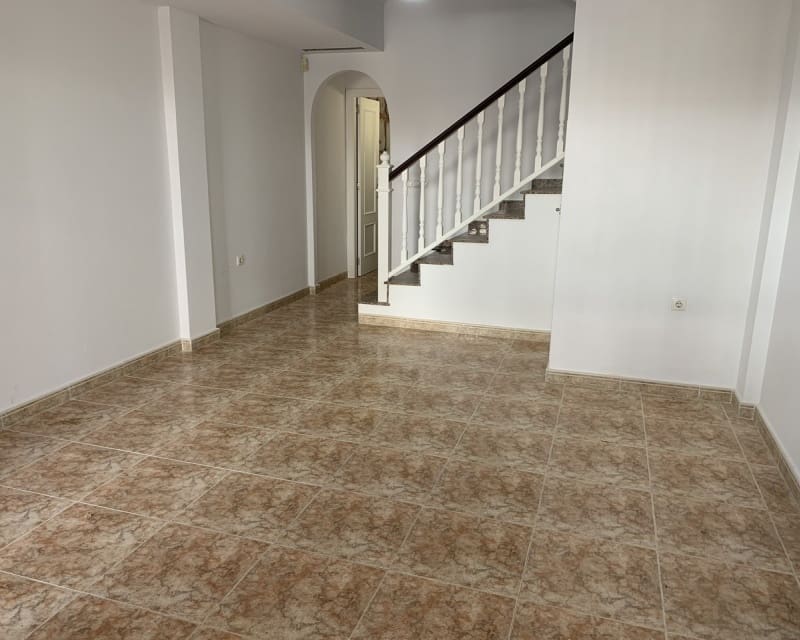 Casa de 2 habitaciones en Orihuela Costa en venta con piscina - 189.950 € (Ref: 9737253)