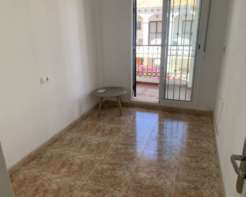 Casa de 2 habitaciones en Orihuela Costa en venta con piscina - 189.950 € (Ref: 9737253)