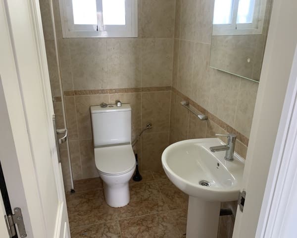 Casa de 2 habitaciones en Punta Prima, Orihuela en venta con piscina - 189.950 € (Ref: 9737253)