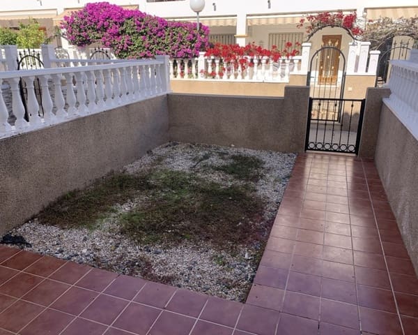 Casa de 2 habitaciones en Punta Prima, Orihuela en venta con piscina - 189.950 € (Ref: 9737253)