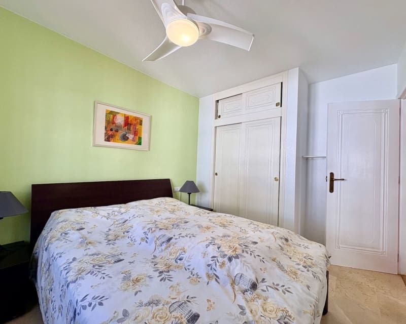 3 soveværelse Villa til salg i Villamartin med swimmingpool - € 289.000 (Ref: 9737254)