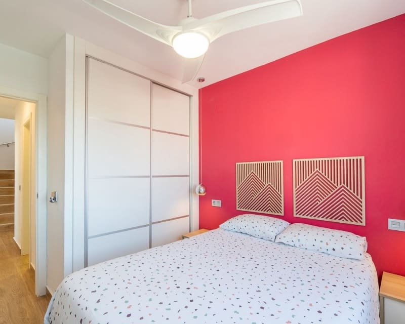 2 soveværelse Byhus til salg i El Limonar med swimmingpool - € 209.900 (Ref: 9737255)