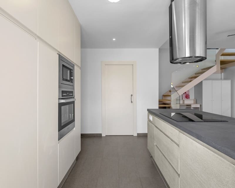 2 soveværelse Villa til salg i Dona Pepa med swimmingpool - € 379.000 (Ref: 9771959)