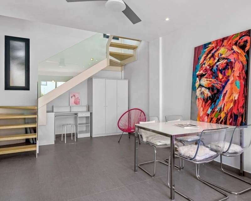 2 soveværelse Villa til salg i Dona Pepa med swimmingpool - € 379.000 (Ref: 9771959)