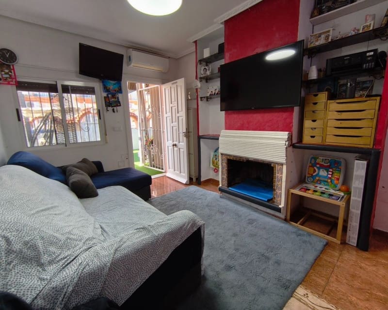 2 chambre Bungalow à vendre à La Florida avec piscine - 139 000 € (Ref: 9771961)