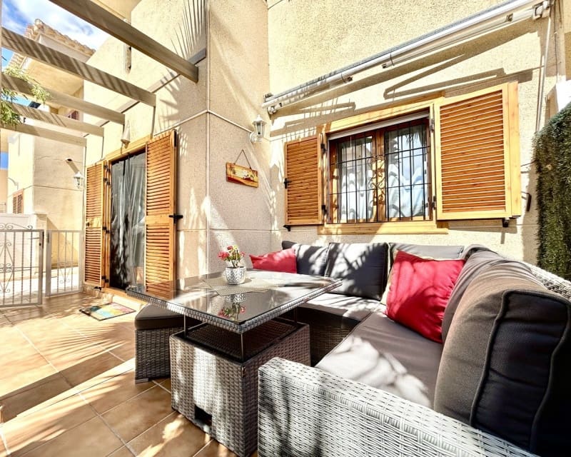 2 camera da letto Casa in vendita in Playa Flamenca con piscina - 238.950 € (Rif: 9771965)