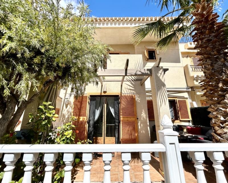 2 camera da letto Casa in vendita in Playa Flamenca con piscina - 238.950 € (Rif: 9771965)