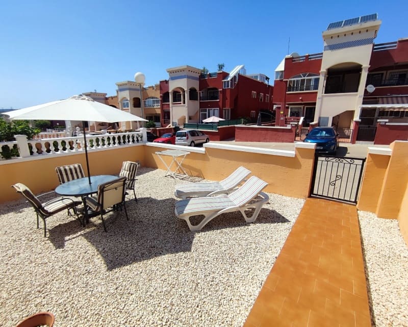 3 makuuhuone Huvila myytävänä paikassa Los Altos mukana uima-altaan - 215 000 € (Ref: 9771966)