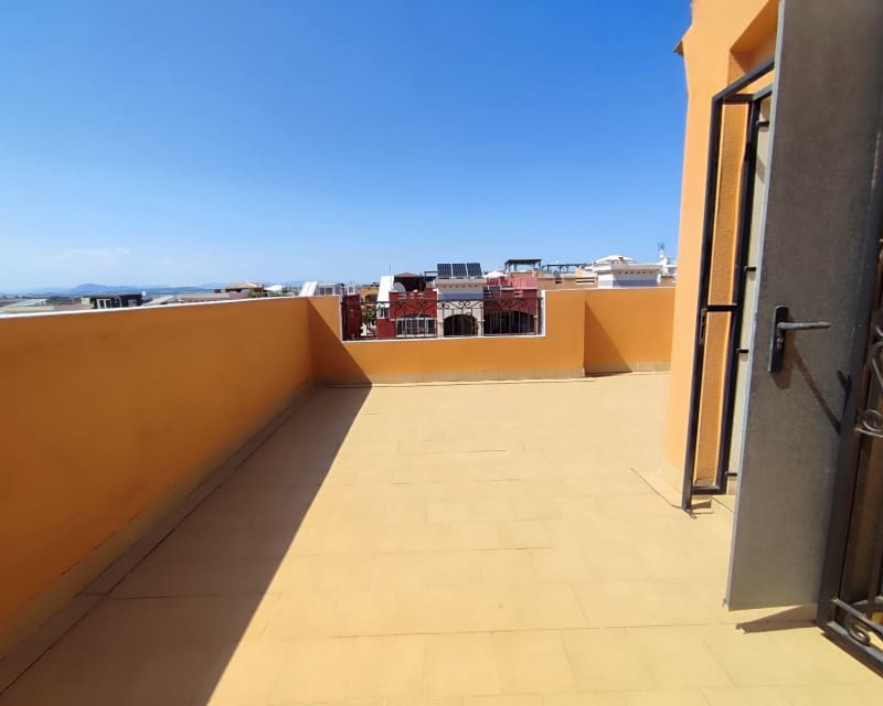 3 makuuhuone Huvila myytävänä paikassa Los Altos mukana uima-altaan - 215 000 € (Ref: 9771966)