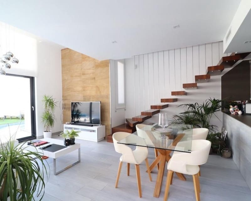 3 chambre Villa/Maison à vendre à Cabo Roig avec piscine - 450 000 € (Ref: 9771967)