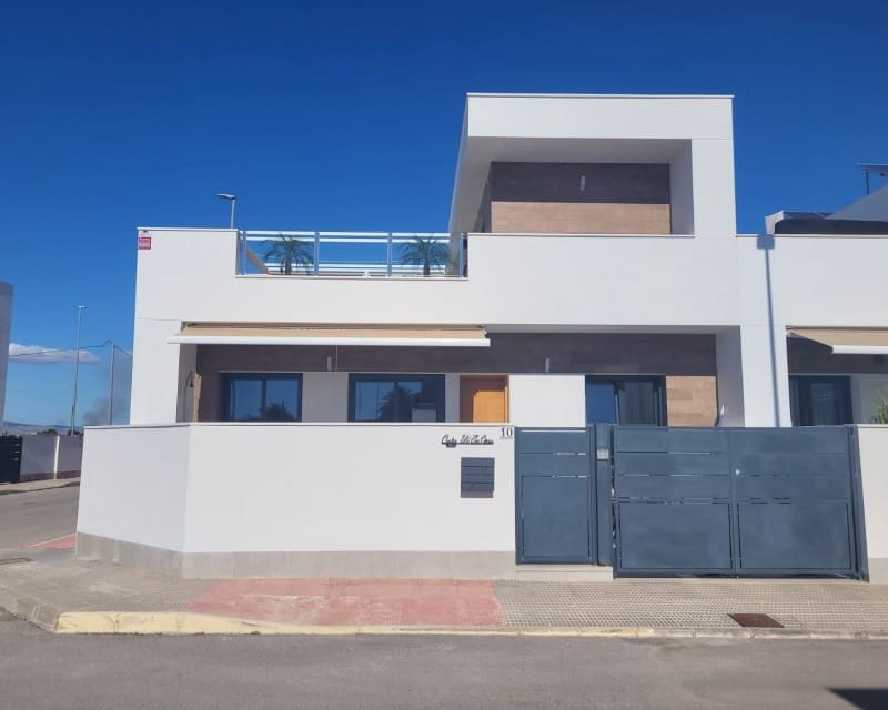 2 sovrum Hus till salu i Daya Vieja med pool - 299 995 € (Ref: 9771968)