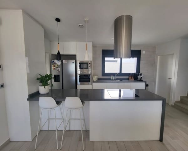 2 sovrum Hus till salu i Daya Vieja med pool - 299 995 € (Ref: 9771968)