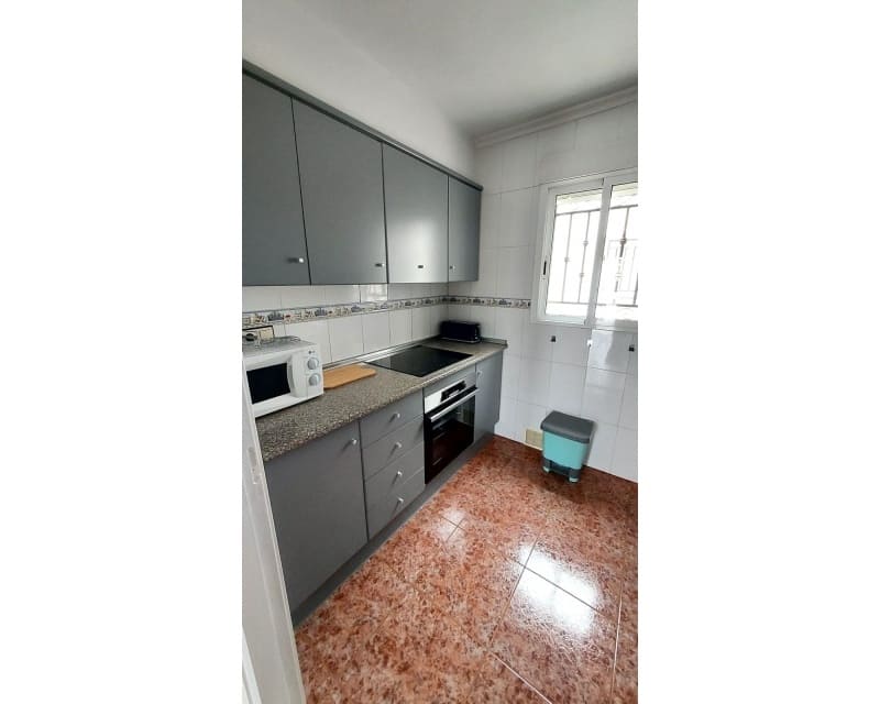 2 makuuhuone Huoneisto myytävänä paikassa Los Montesinos mukana uima-altaan - 119 500 € (Ref: 9771971)