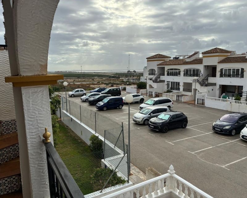 2 makuuhuone Huoneisto myytävänä paikassa Los Montesinos mukana uima-altaan - 119 500 € (Ref: 9771971)