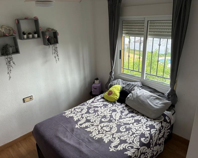 2 makuuhuone Huoneisto myytävänä paikassa Los Montesinos mukana uima-altaan - 119 500 € (Ref: 9771971)