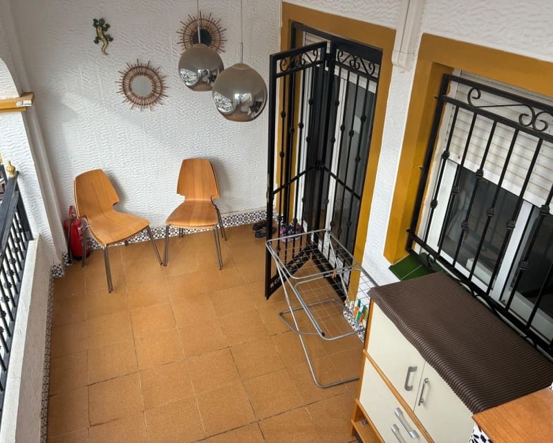 2 makuuhuone Huoneisto myytävänä paikassa Los Montesinos mukana uima-altaan - 119 500 € (Ref: 9771971)