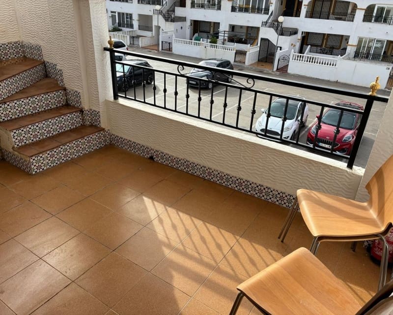 2 makuuhuone Huoneisto myytävänä paikassa Los Montesinos mukana uima-altaan - 119 500 € (Ref: 9771971)