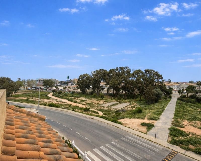 3 Zimmer Villa zu verkaufen in Cabo Roig mit Pool - 220.000 € (Ref: 9771972)