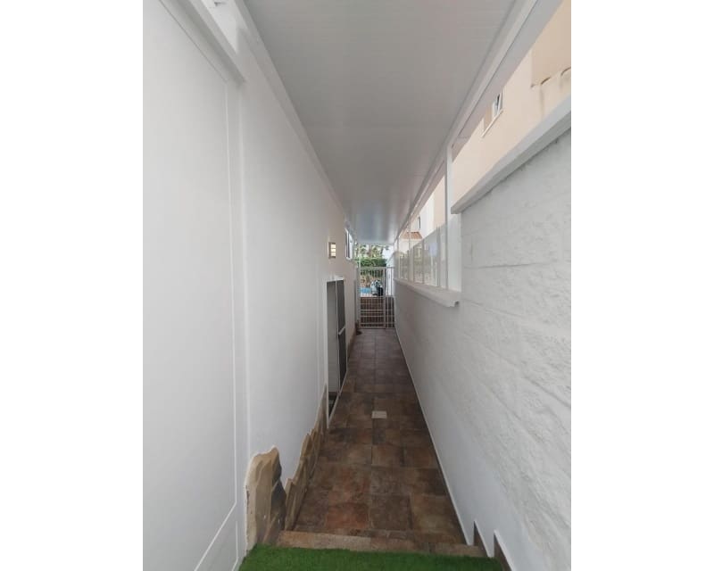 4 bedroom Villa for sale in Villamartin - € 408,000 (Ref: 9783421)