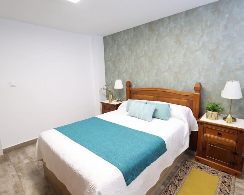 4 bedroom Villa for sale in Villamartin - € 408,000 (Ref: 9783421)