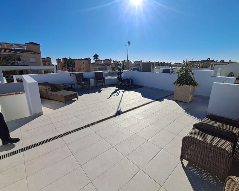 3 chambre Villa/Maison à vendre à Cabo Roig - 360 000 € (Ref: 9783422)