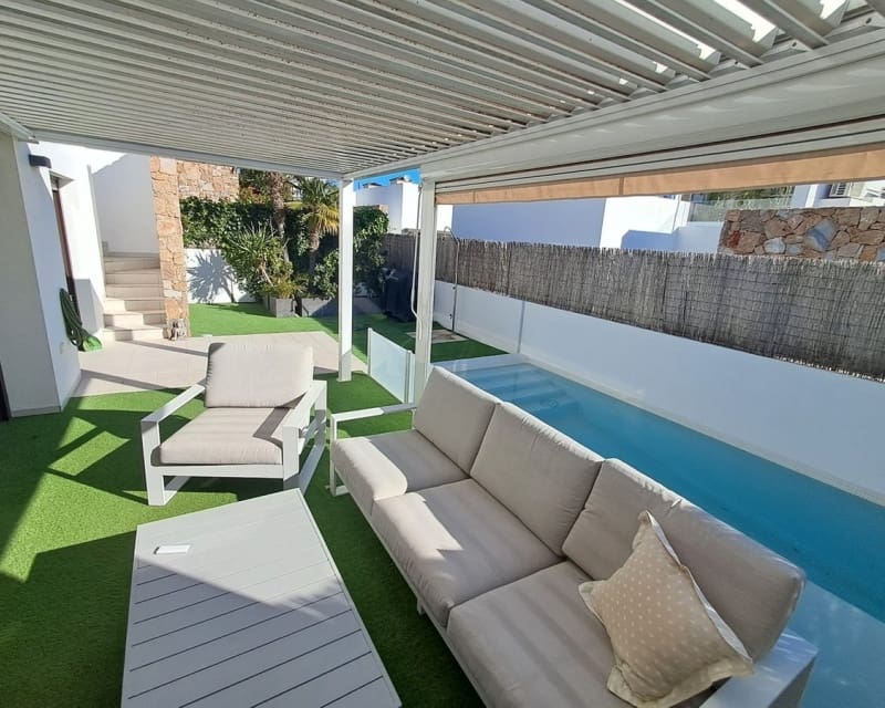 3 chambre Villa/Maison à vendre à Cabo Roig - 360 000 € (Ref: 9783422)