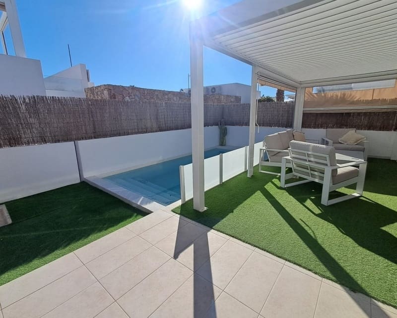 3 chambre Villa/Maison à vendre à Cabo Roig - 360 000 € (Ref: 9783422)