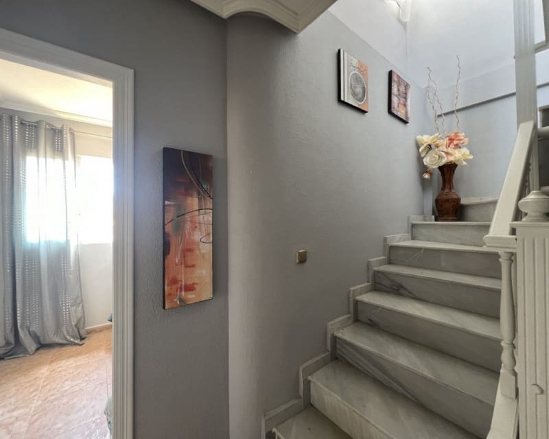 4 camera da letto Villa in vendita in La Zenia - 399.000 € (Rif: 9783423)