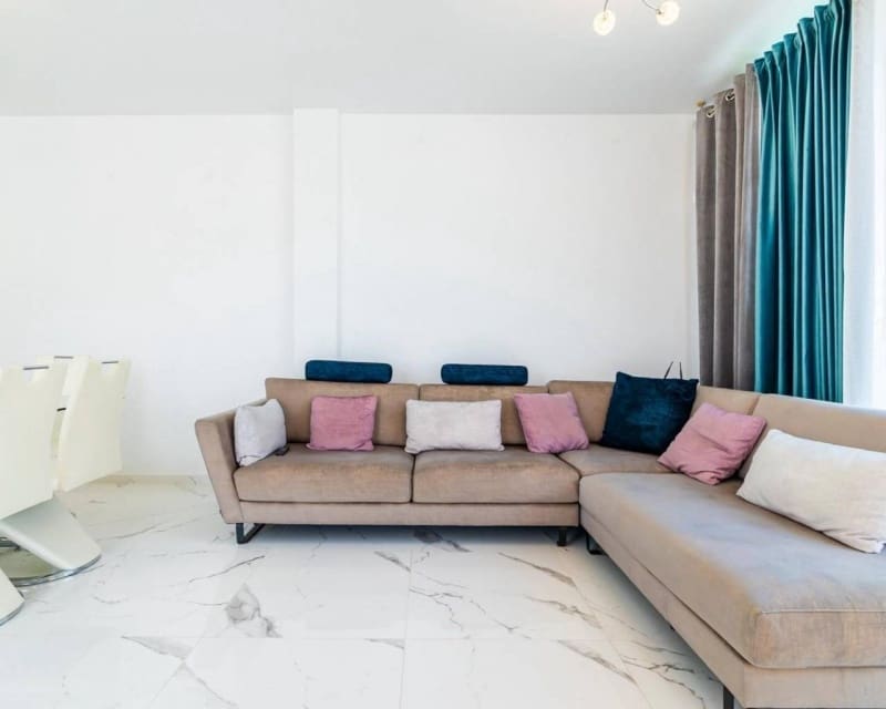 3 bedroom Villa for sale in Villamartin with pool - € 575,000 (Ref: 9784076)