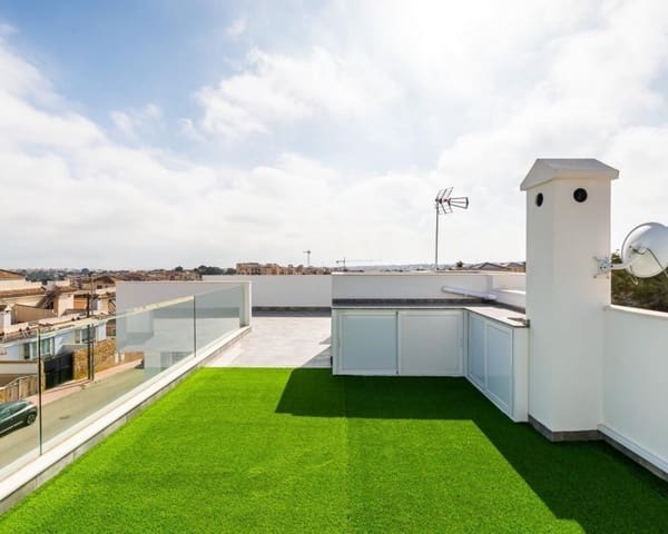 3 soveværelse Villa til salg i Villamartin, Orihuela med swimmingpool - € 575.000 (Ref: 9784078)