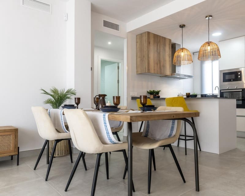 2 slaapkamer Appartement te koop in Villamartin met zwembad - € 239.000 (Ref: 9784080)